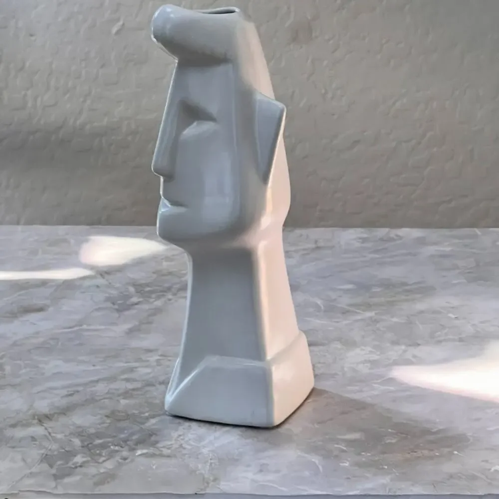 Mikasa Male Ceramic Face Abstract Vase Modern Art Flower Pot 10.5